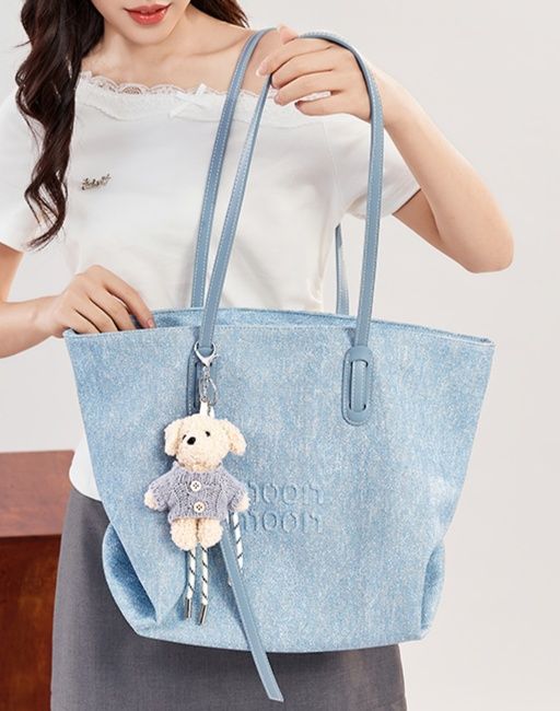 A4トートバッグ 優美な印象の飾り紐付きキャンバストート