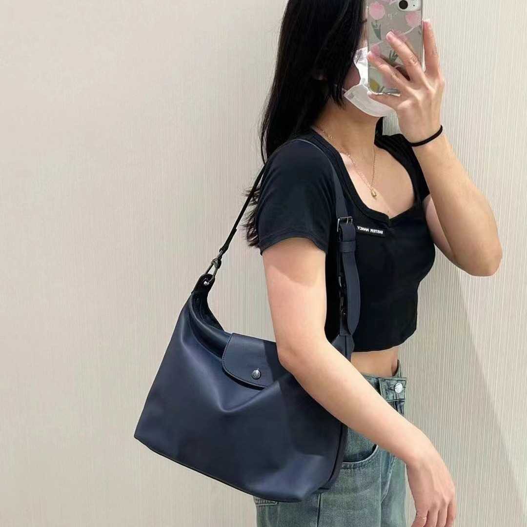 https://fulmo-img-server.com/a4totemarket/1756284710169_4ywo1rqu_816pr6m8.jpeg