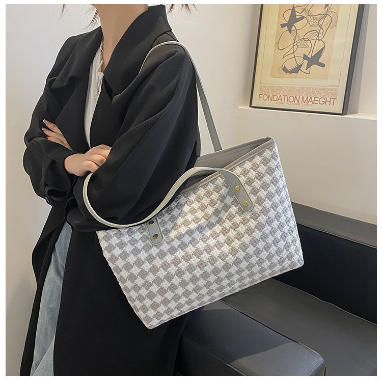 A4トートバッグ 格子模様の優美トートバッグ