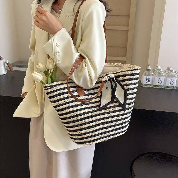 A4トートバッグ なつ日和 麦わらトートバッグ