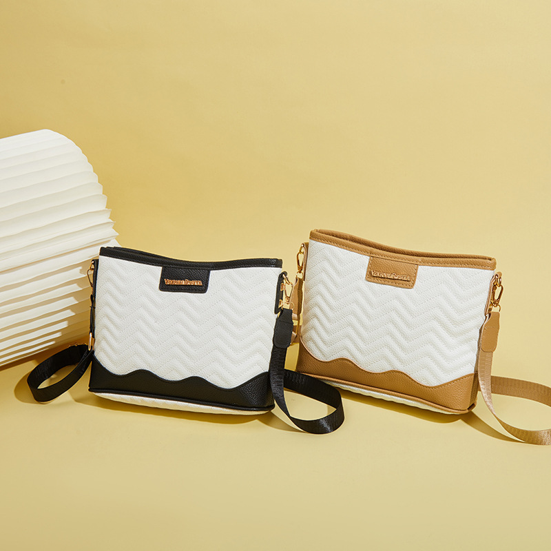 A4トートバッグ 波紋模様のショルダーポシェット
