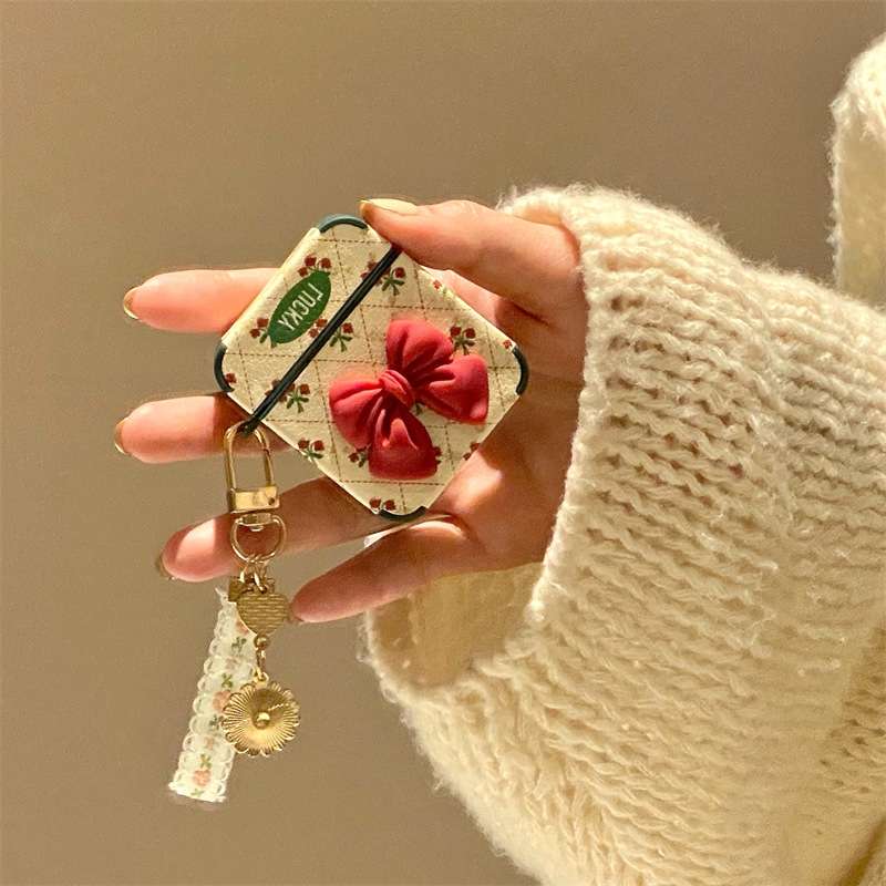 https://fulmo-img-server.com/airpods-labo/05f8bc50889c49309b7c41b226ae3730.jpg