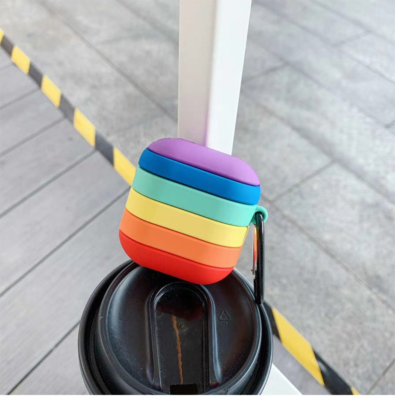 https://fulmo-img-server.com/airpods-labo/0a0fcf60-b997-4b3c-9e27-5e4aba9f6069.jpg