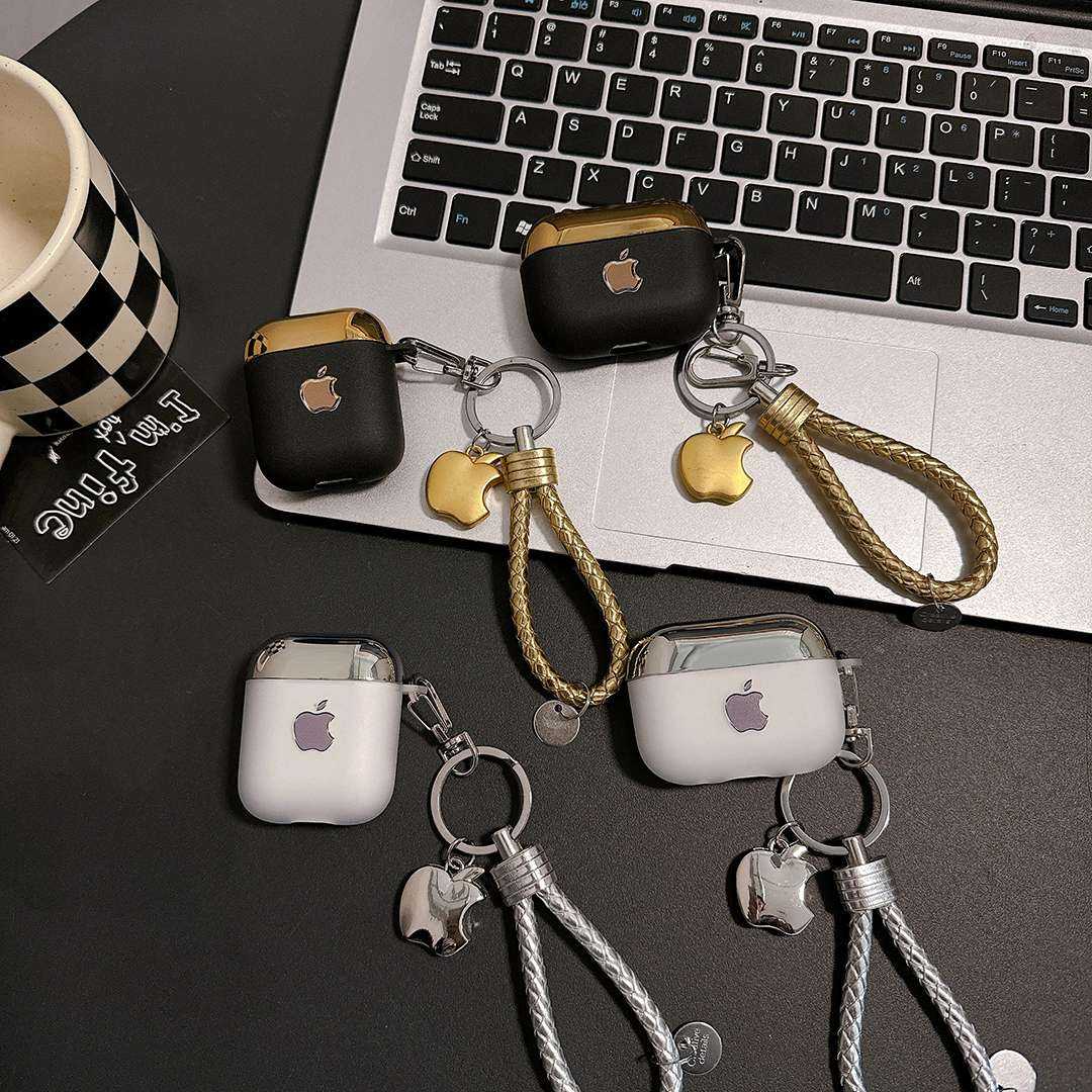 AirPodsproケース AirPods ケース 高級革調キーホルダー付き