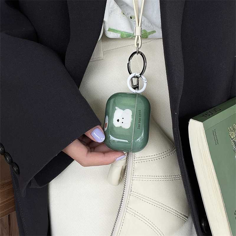 https://fulmo-img-server.com/airpods-labo/1756286261102_5hw010v9_vxf5q5s3.jpeg