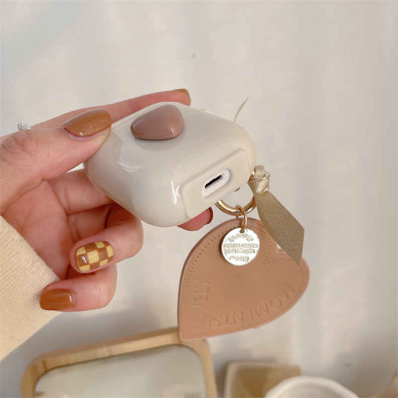 https://fulmo-img-server.com/airpods-labo/1e468d5b-2473-4ae0-908e-a89625ba13fd.jpg