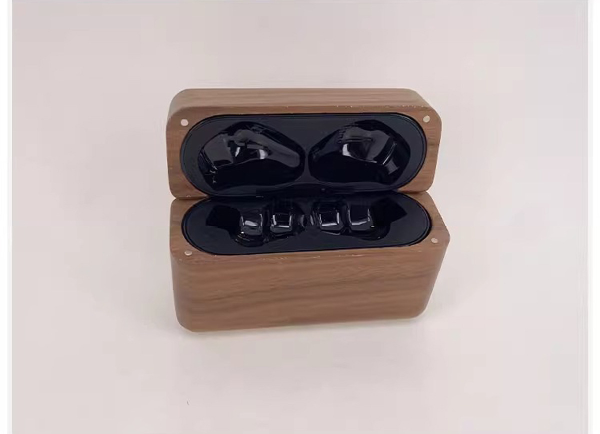 https://fulmo-img-server.com/airpods-labo/2376bd76-188d-449d-b923-c165fc551771.jpg