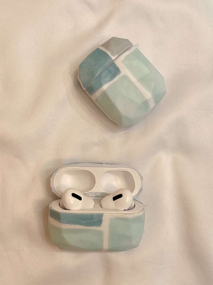 https://fulmo-img-server.com/airpods-labo/34b6164d58fa4e0da9121140dc6e60b9.jpg