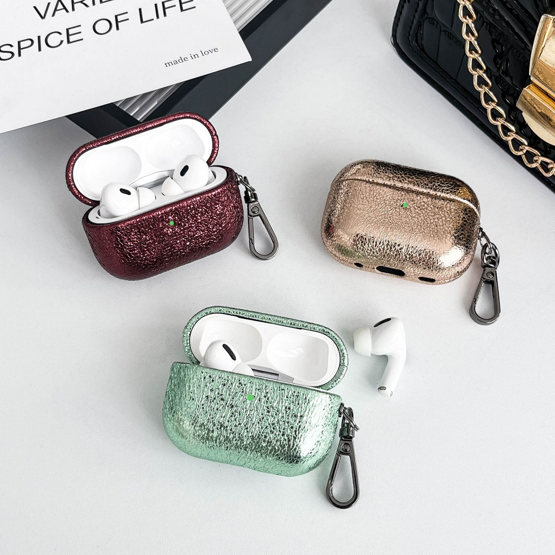 https://fulmo-img-server.com/airpods-labo/44f478c4-0bc0-4aeb-bd6d-115d08aad160.jpg