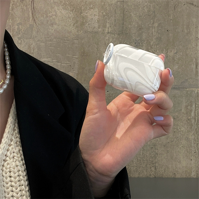 https://fulmo-img-server.com/airpods-labo/45924349-3274-4fc2-89e5-1a1e2ceb3984.jpg