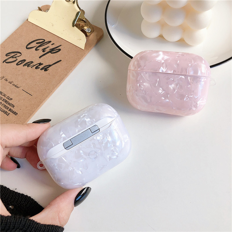 https://fulmo-img-server.com/airpods-labo/58945842-025e-4d26-a663-b4ded12627f5.jpg