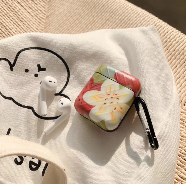 https://fulmo-img-server.com/airpods-labo/6d082bc4-b330-4648-86cf-ded9683a4406.jpg