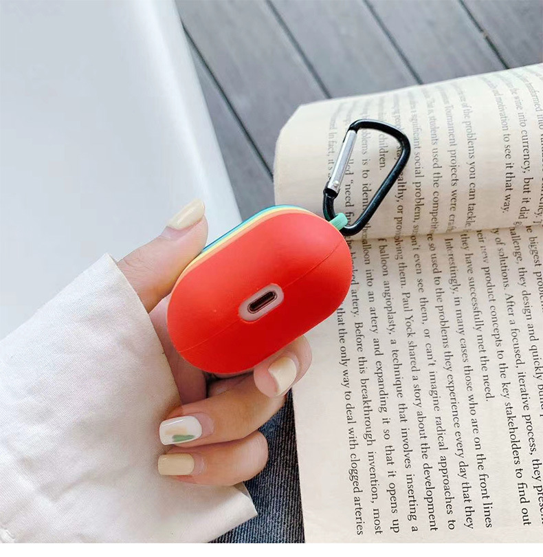 https://fulmo-img-server.com/airpods-labo/722991b1-112c-4ca4-90bf-e720271e8c9f.jpg
