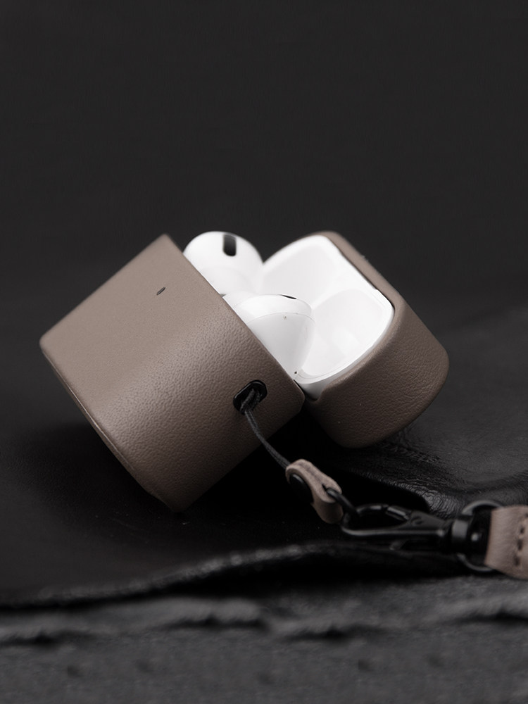 https://fulmo-img-server.com/airpods-labo/734daed7-fad0-4a6d-a7ba-6e93e00efe77.jpg