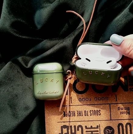 https://fulmo-img-server.com/airpods-labo/7f16b9fe-121e-48e8-aa60-41438e0adfc5.jpg