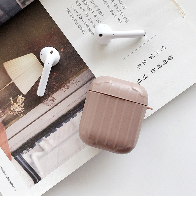 https://fulmo-img-server.com/airpods-labo/81549c1d-fb39-4175-be76-bf46160b1d8d.jpg