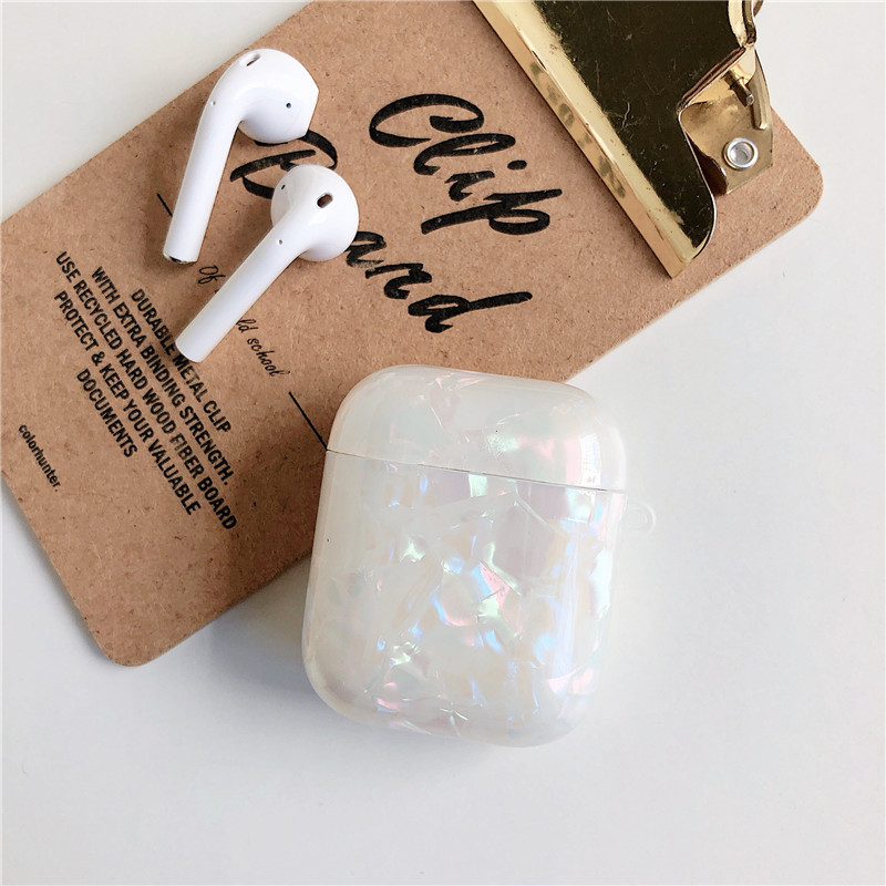 https://fulmo-img-server.com/airpods-labo/8b413b85-2d3b-48b4-bfdc-1482c5cc55ed.jpg