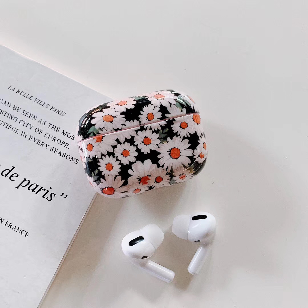 https://fulmo-img-server.com/airpods-labo/8db1130b-a465-475c-8814-921d7f6f3e1a.jpg