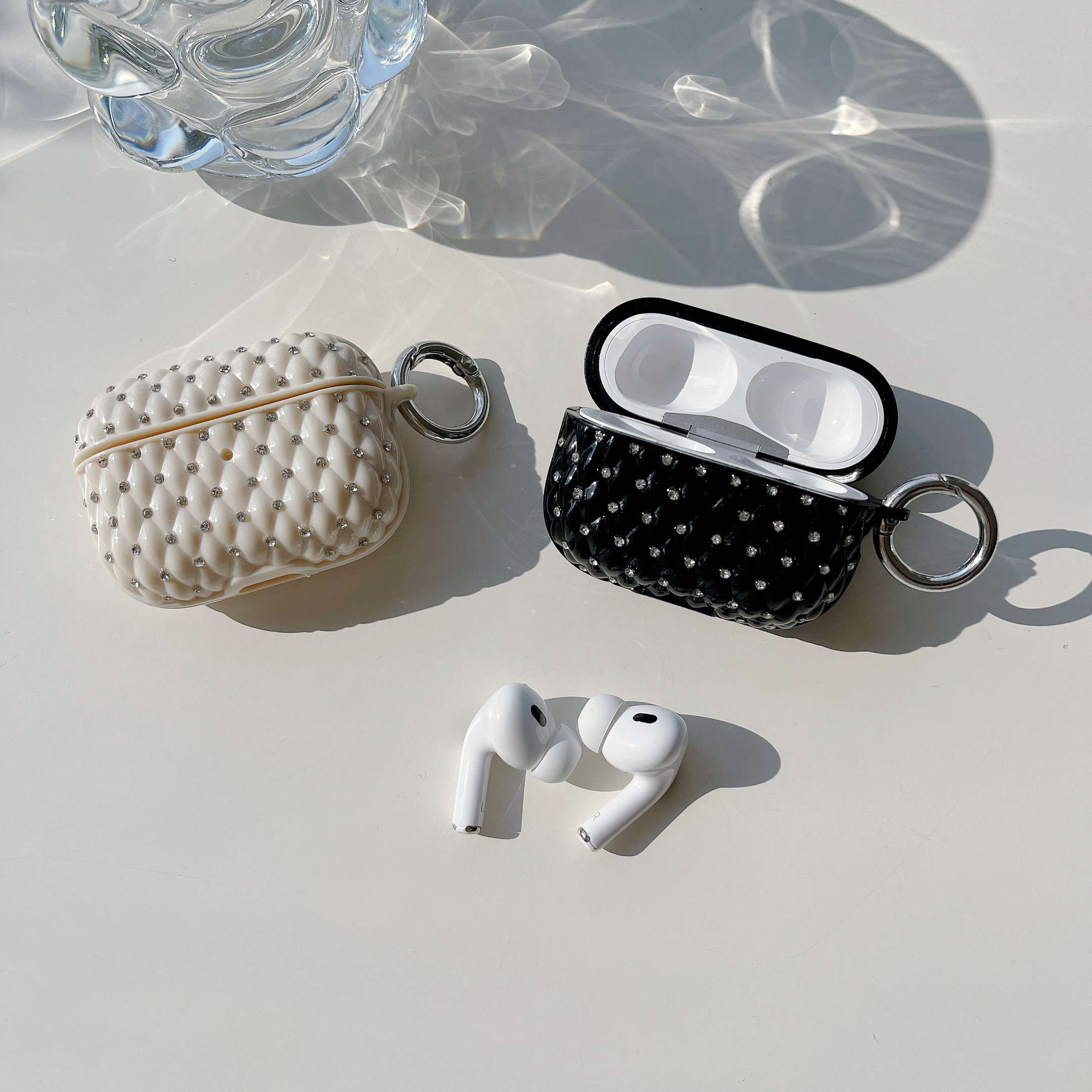 https://fulmo-img-server.com/airpods-labo/8fa64dba93224bf087ce03d7182b7ad8.jpg