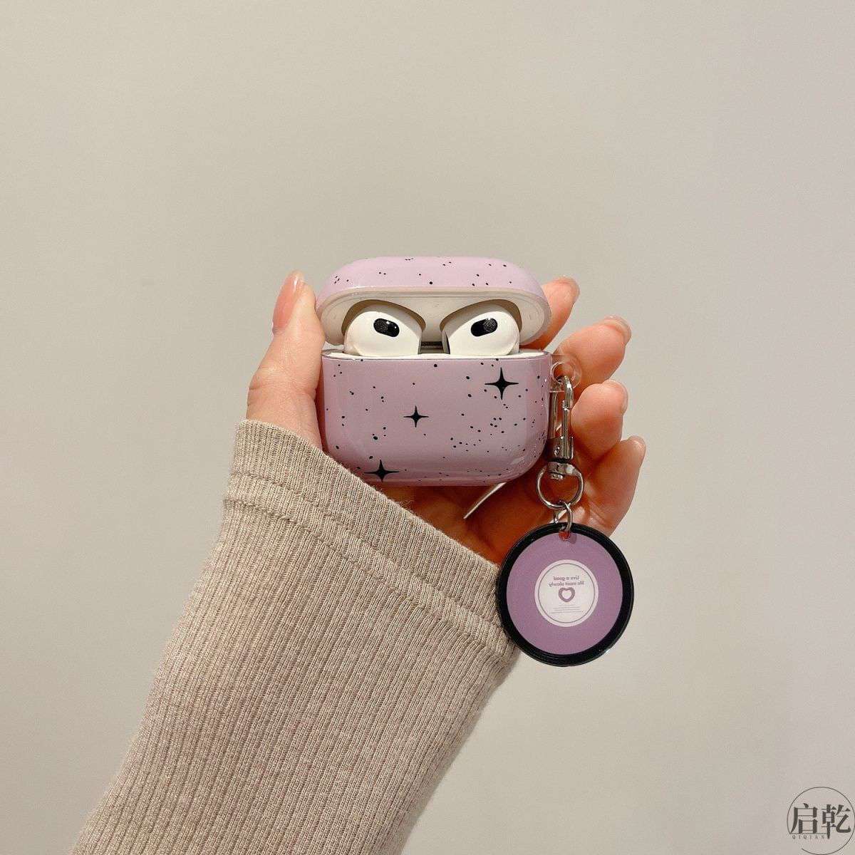 https://fulmo-img-server.com/airpods-labo/9226d96c-5095-4b07-af0a-4b5e75d4a4c9.jpg