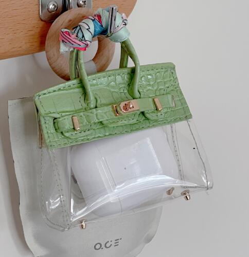 https://fulmo-img-server.com/airpods-labo/9d39b913-2ee2-4e7d-bca4-ca9b8db20b90.jpg