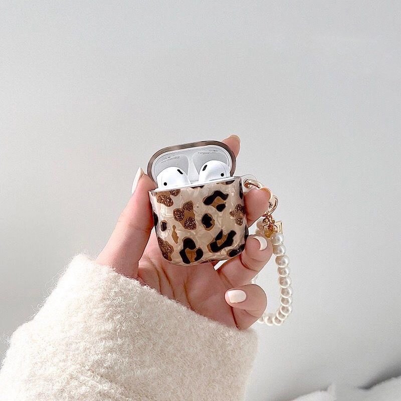 https://fulmo-img-server.com/airpods-labo/9e23ab05-42f6-44d8-b331-36e3c271b573.jpg