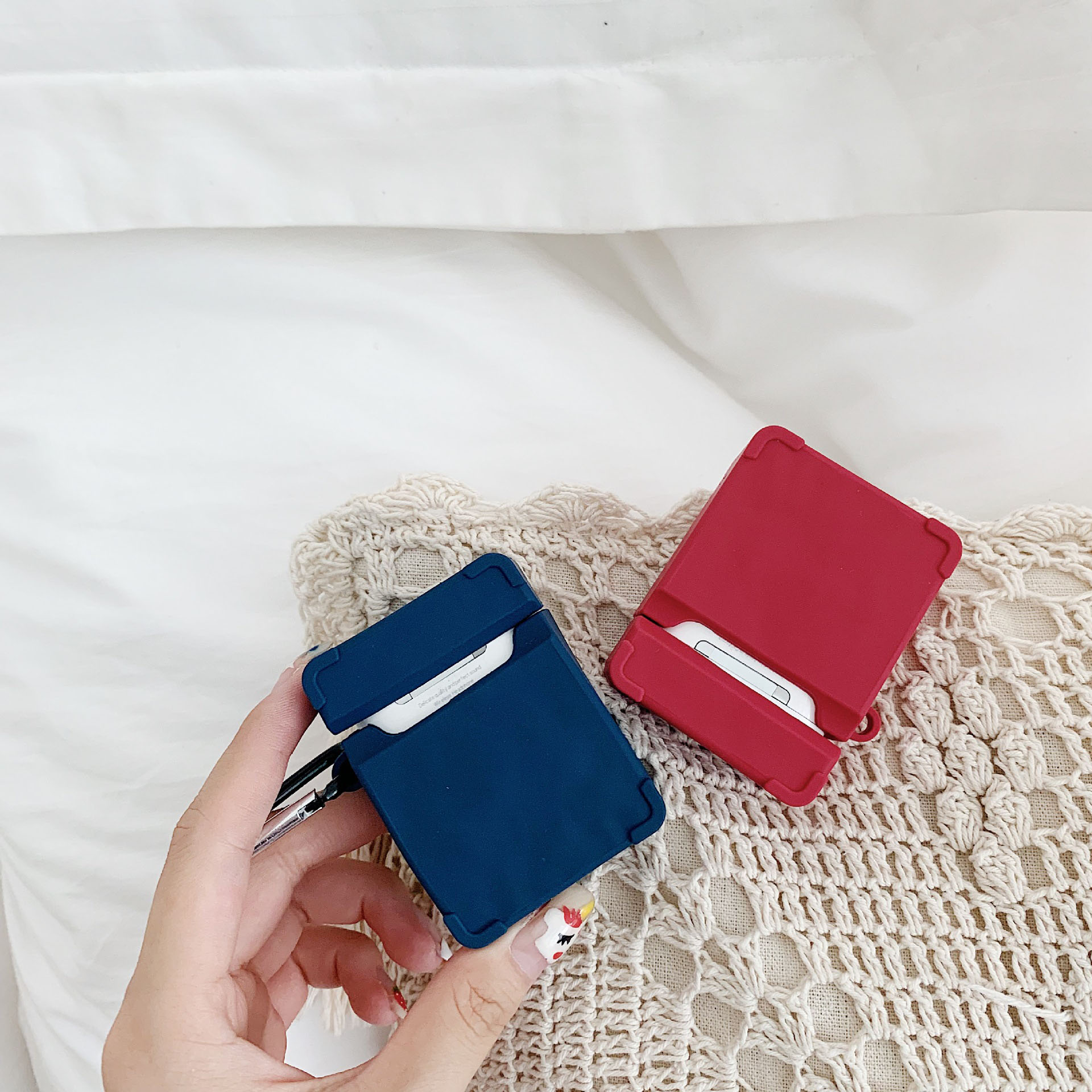 https://fulmo-img-server.com/airpods-labo/a25fef97-b2d0-492a-92e4-99cecd2c19c1.jpg