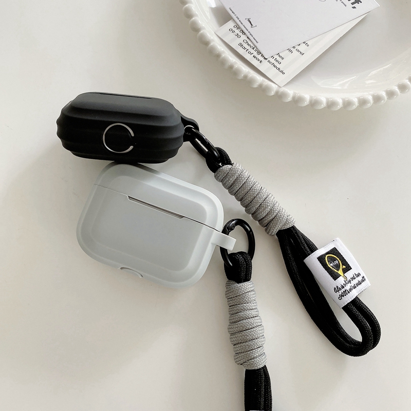 https://fulmo-img-server.com/airpods-labo/c2ee4a7c-df21-4c1b-87bc-051706272ac7.jpg