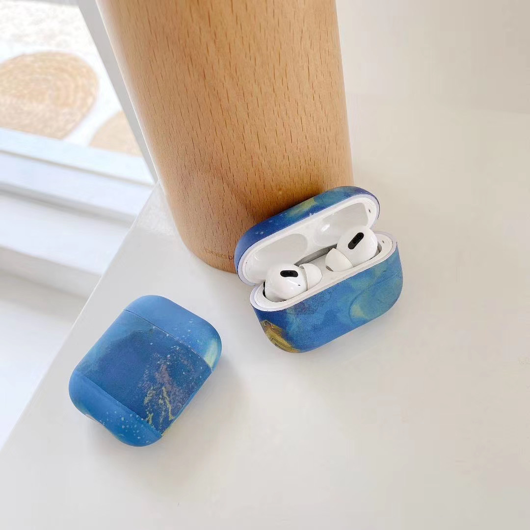 https://fulmo-img-server.com/airpods-labo/ca253185-569e-48e7-8def-6df49588d19a.jpg