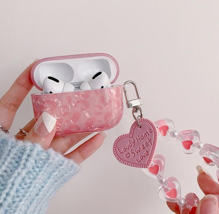 Airpodsケース AirPods pro3対応 ピンクハート保護ケース