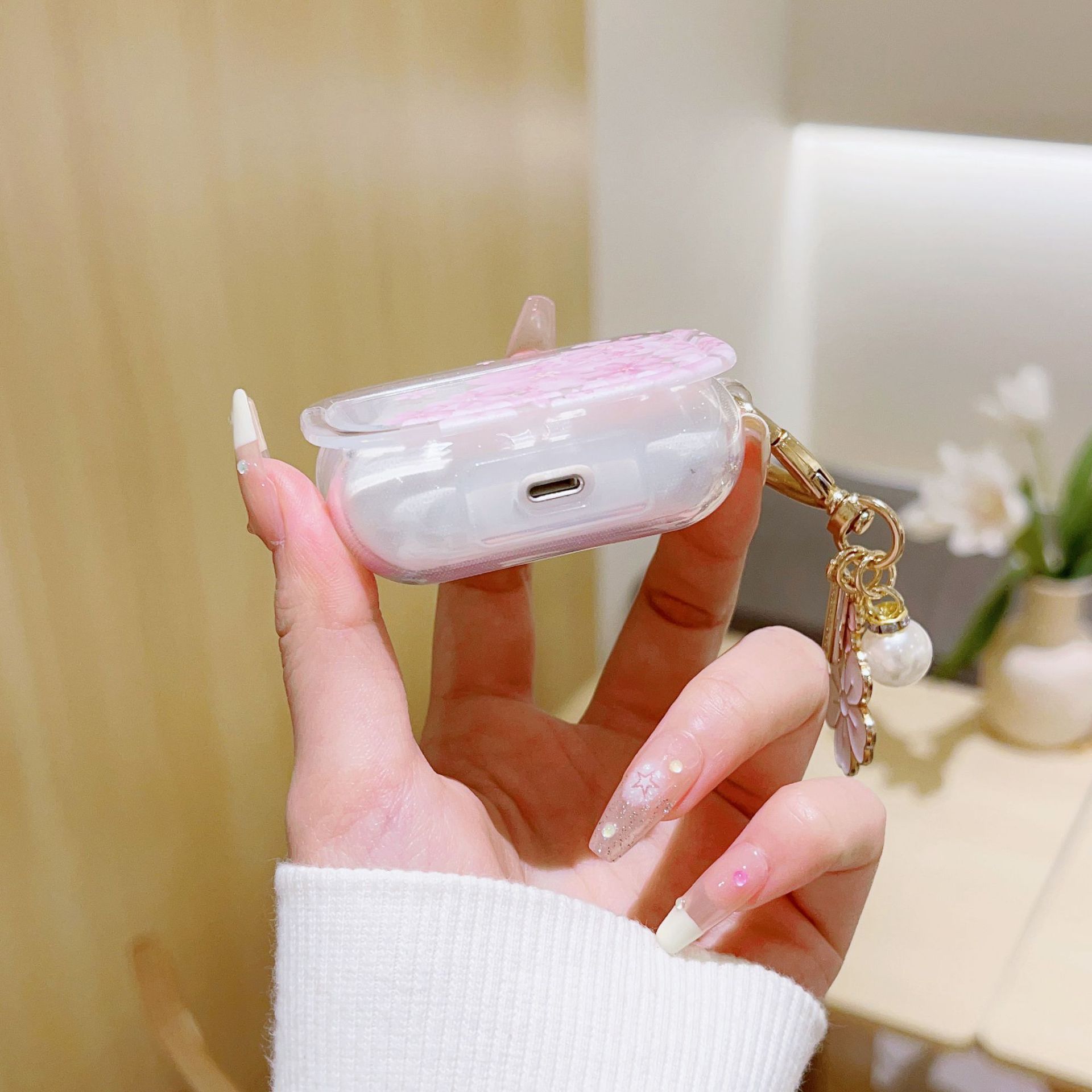 https://fulmo-img-server.com/airpods-labo/e2e57f92-c313-407f-bdf7-3d35daaf653f.jpg