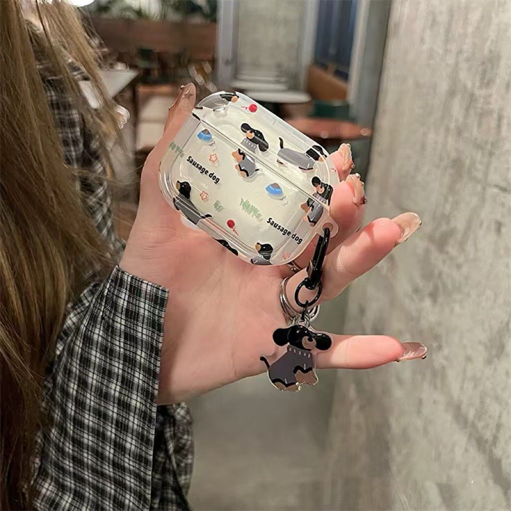 Airpodsケース AirPods pro3対応 ダックスフンド柄透明保護ケースチャーム付き