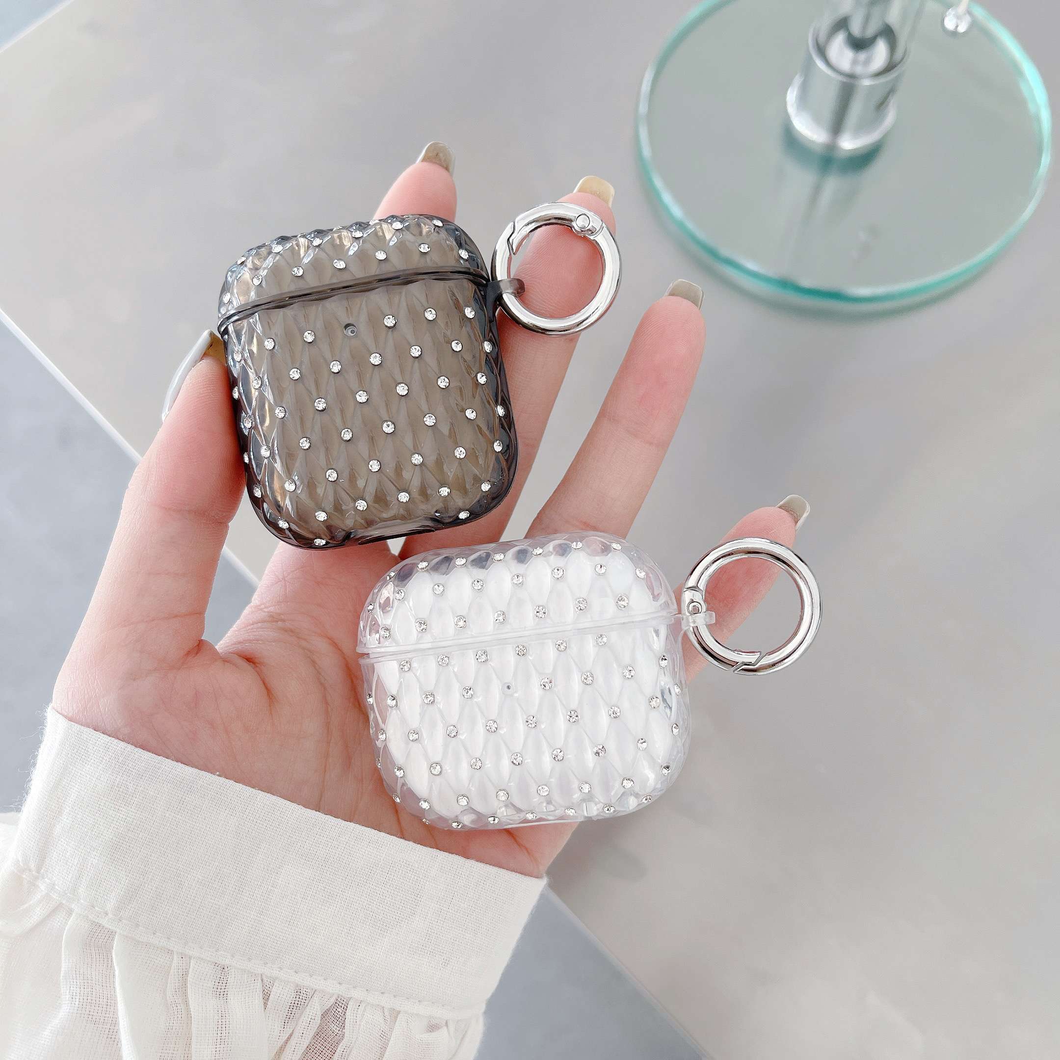https://fulmo-img-server.com/airpods-labo/ec82f1031c4143cf99f0ea3ce35e9906.jpg
