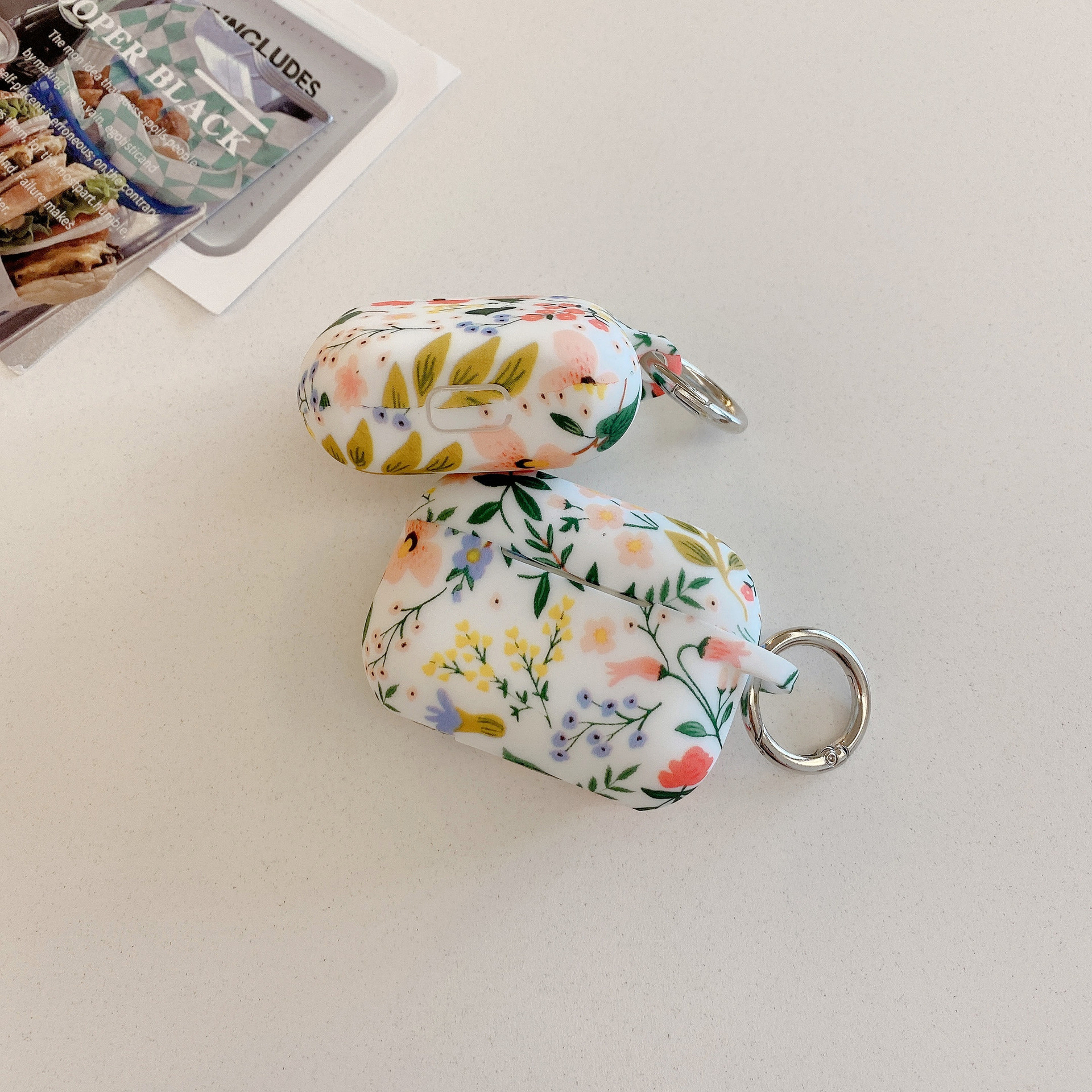https://fulmo-img-server.com/airpods-labo/eee0bd52-643c-4a63-be8a-1236bc53da14.jpg