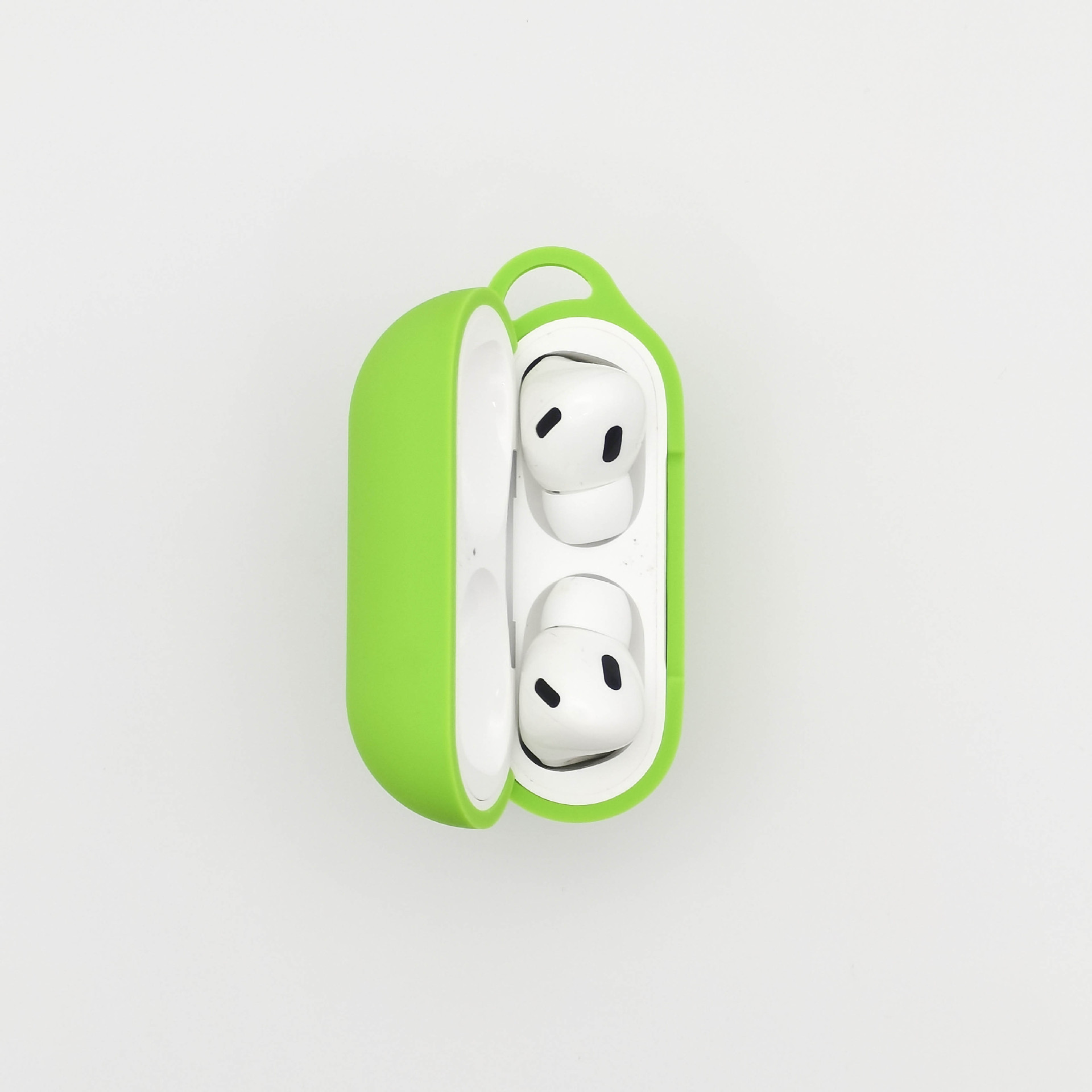 https://fulmo-img-server.com/airpods-labo/f47a54b8-112d-4109-954a-a6cc5ebd21c2.jpg