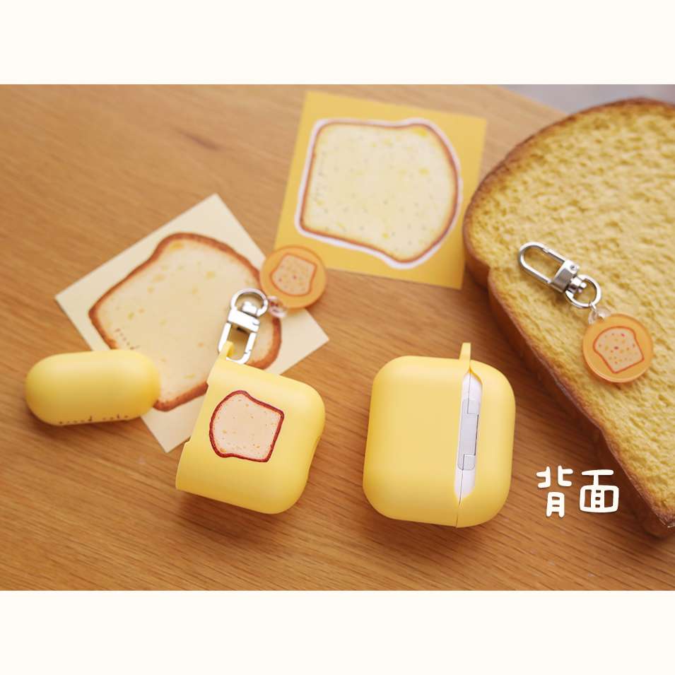 AirPodsproケース  パンのキーホルダー　AirPods