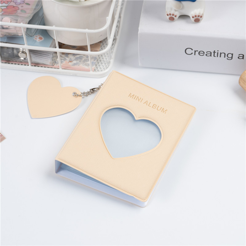 アルバム ハート窓付きミニフォト収納手帳