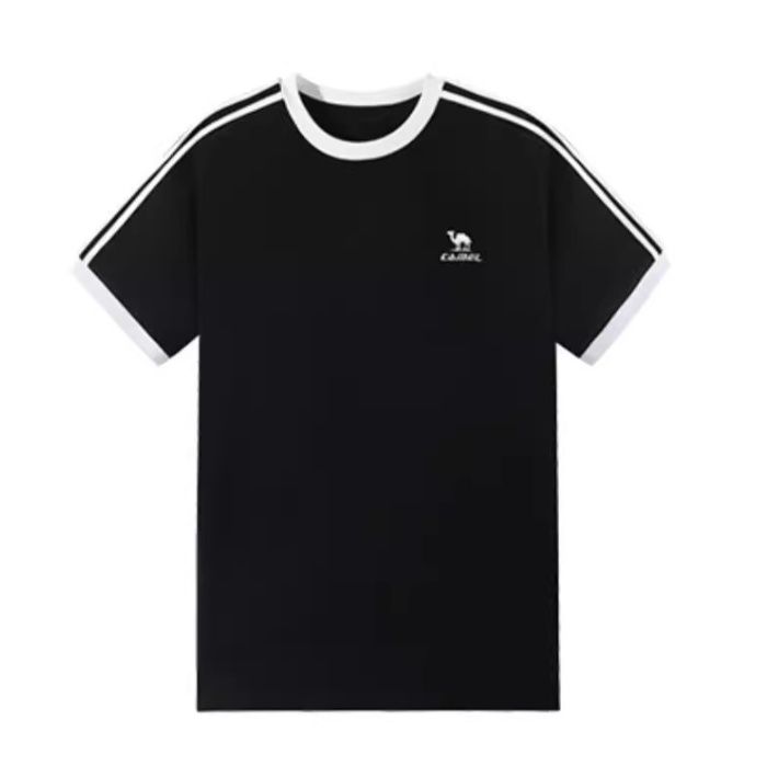すっきり見せる半袖ライントップス