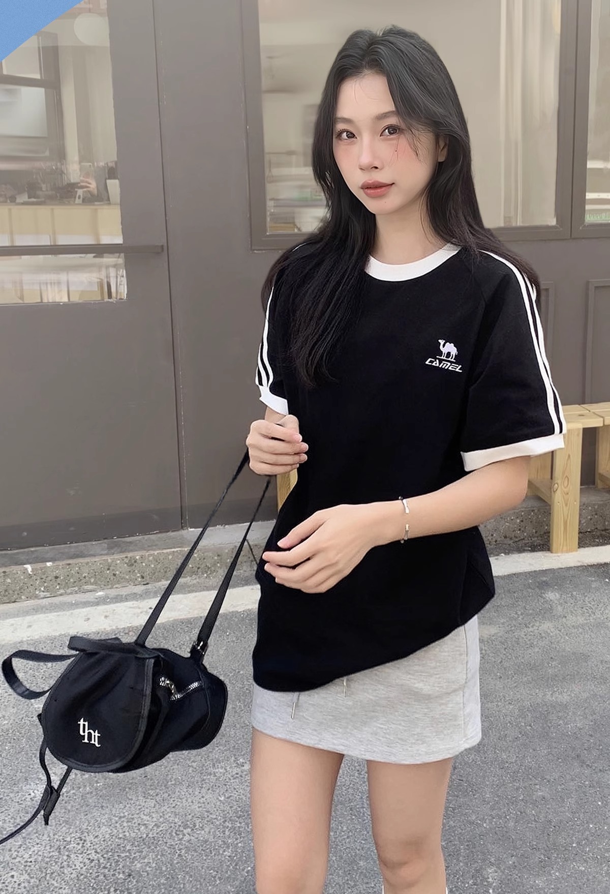 すっきり見せる半袖ライントップス