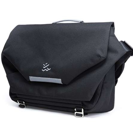 https://fulmo-img-server.com/alphabackpacks/1734366240987_4l6pw4pd_9nxw862h