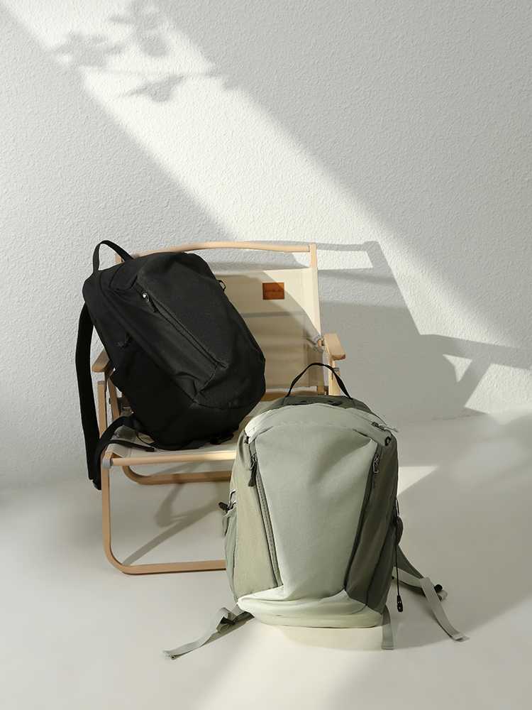 https://fulmo-img-server.com/alphabackpacks/1756287161376_rwg3wkgo_jlfxvvdg.jpeg
