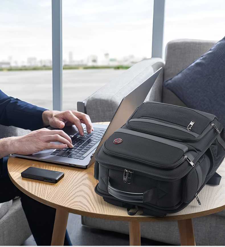 https://fulmo-img-server.com/alphabackpacks/1756287346197_gh34yr63_86y6bcas.jpeg