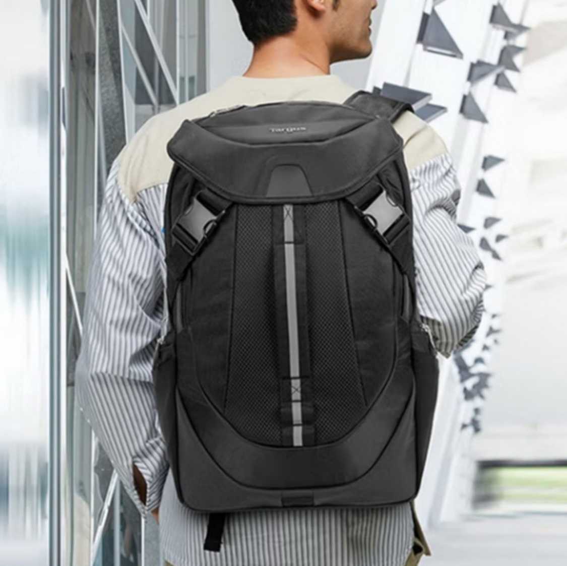 https://fulmo-img-server.com/alphabackpacks/1756287364089_00q5ls4g_t0zqq1at.jpeg