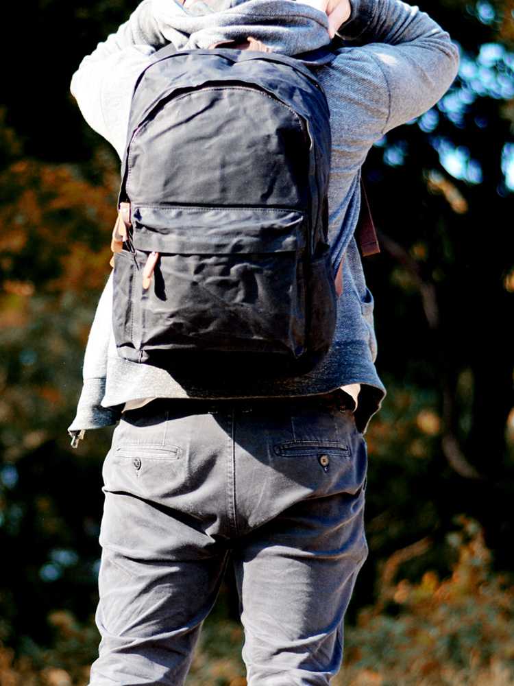 バック パック メンズ 山岳探検者 スタイリッシュ背負い袋