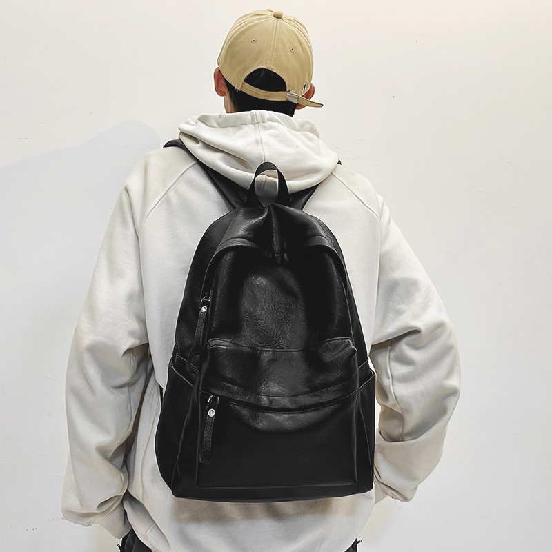 https://fulmo-img-server.com/alphabackpacks/17f442f4-07a7-4cf7-bdf4-28015e6238ab.jpg