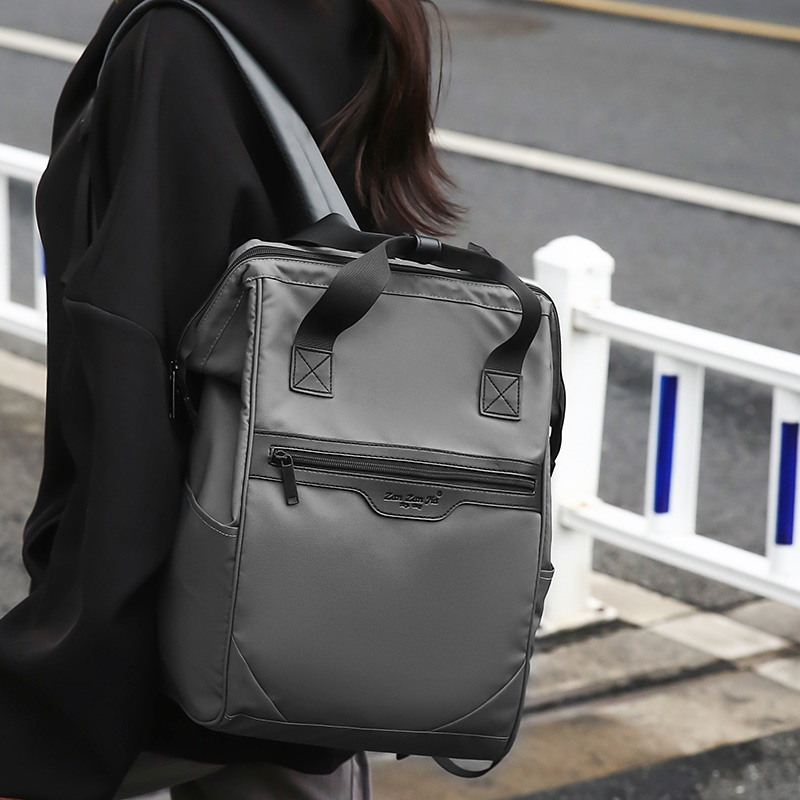 https://fulmo-img-server.com/alphabackpacks/2c9c770a-58bb-411b-a566-b8b3e74b2445.jpg