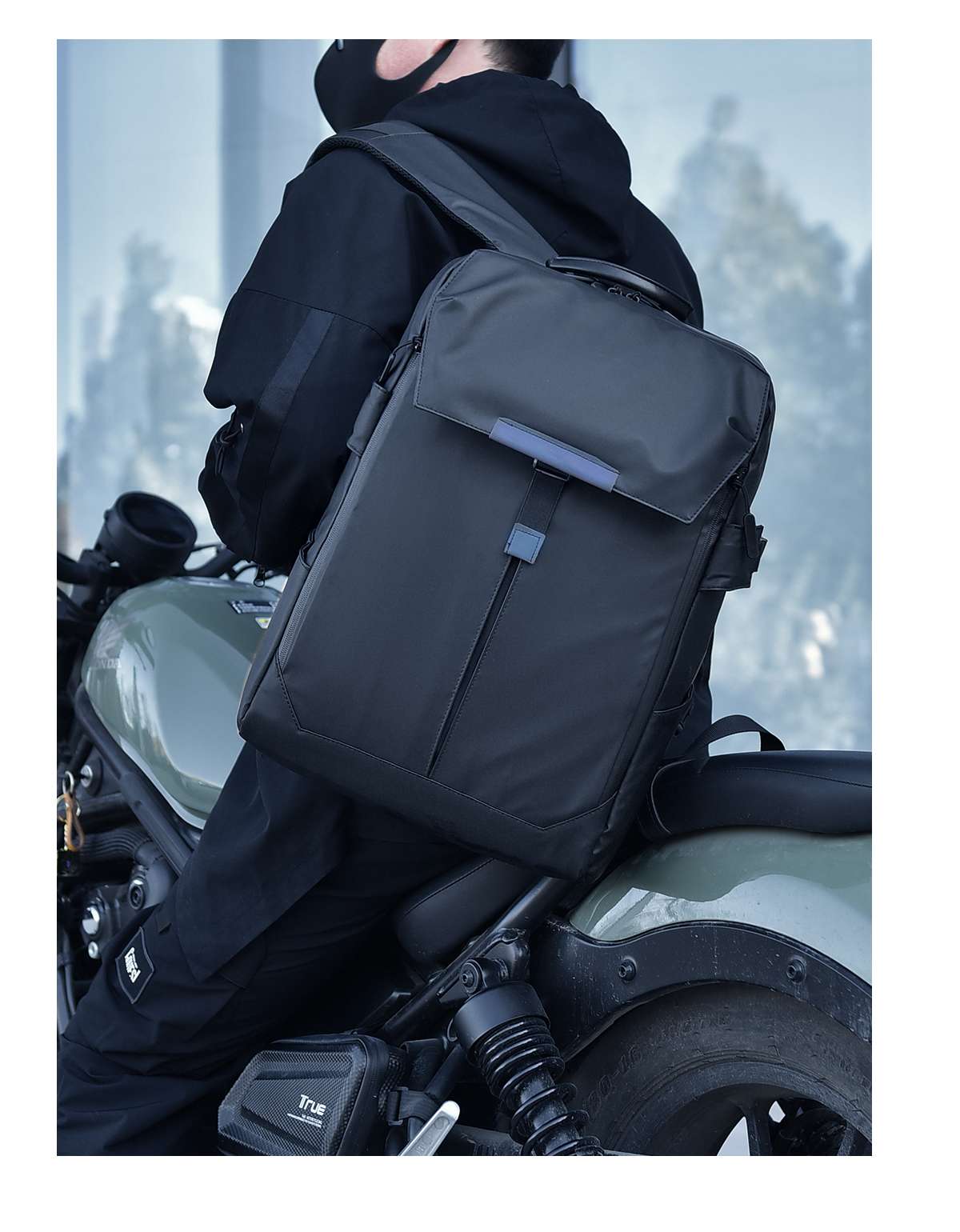 https://fulmo-img-server.com/alphabackpacks/4cbd2c015c0e4fe49fa3bbc3e01d3d0b.jepg