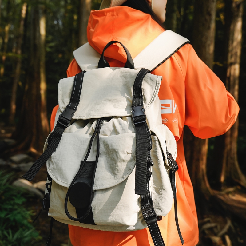 https://fulmo-img-server.com/alphabackpacks/aa40e59d-0e9a-4451-99b9-c89393213fe3.jpg