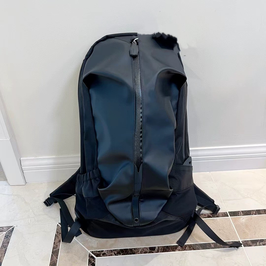 https://fulmo-img-server.com/alphabackpacks/ac78b813-f65c-4255-9a21-d496f213d1ba.jpg