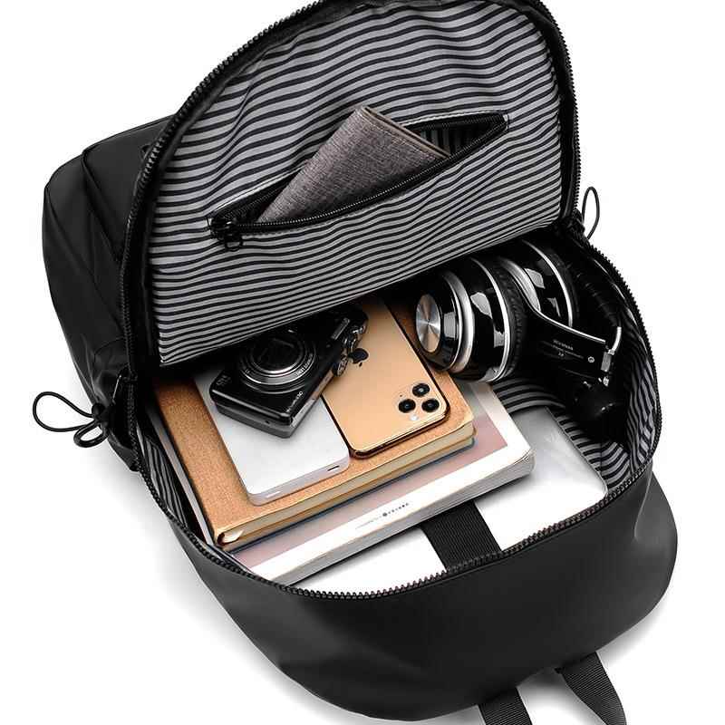 https://fulmo-img-server.com/alphabackpacks/c322e127-ee02-4245-8abd-01c862971e0e.jpg